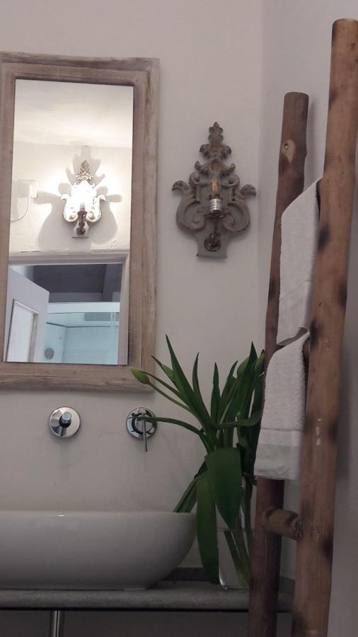 Le Stanze Del Cardinale Bed and Breakfast Παβία Εξωτερικό φωτογραφία