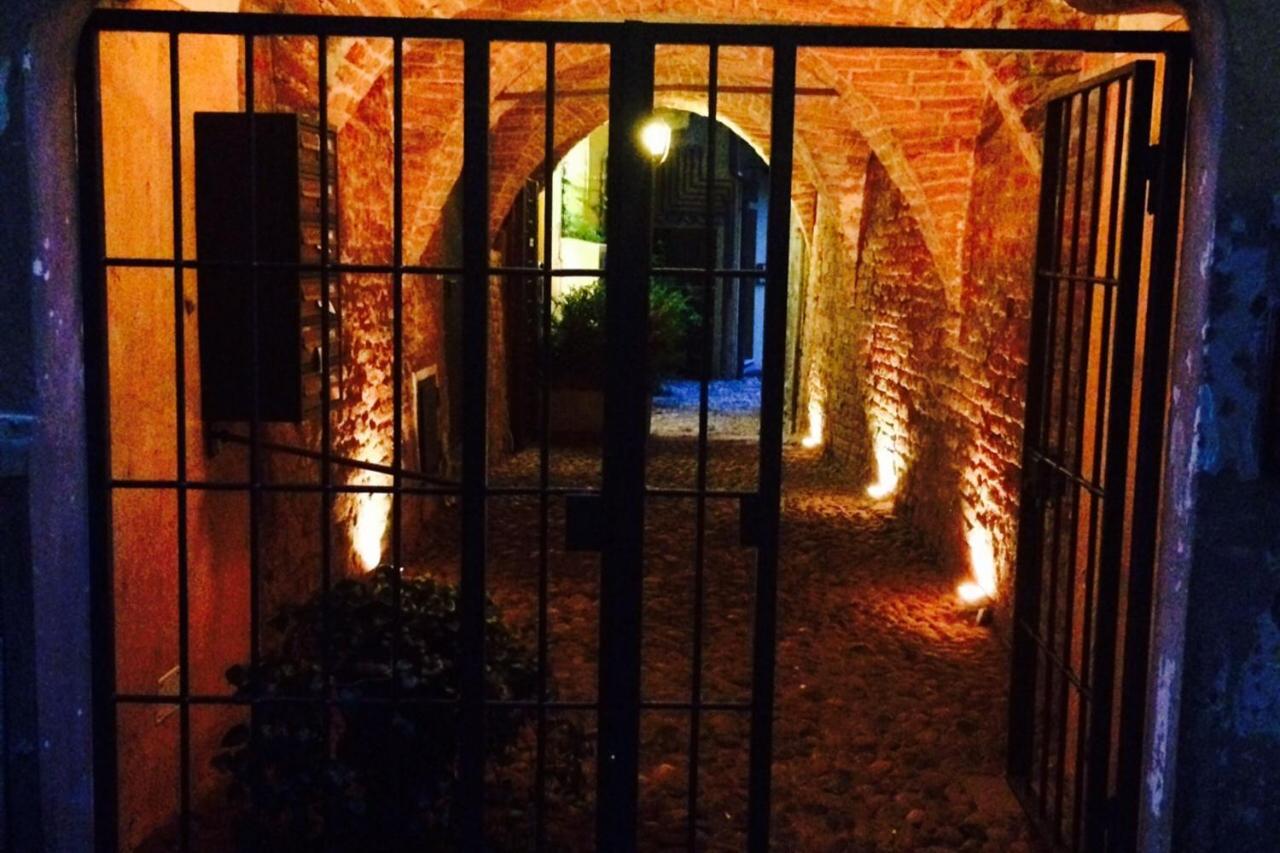 Le Stanze Del Cardinale Bed and Breakfast Παβία Εξωτερικό φωτογραφία