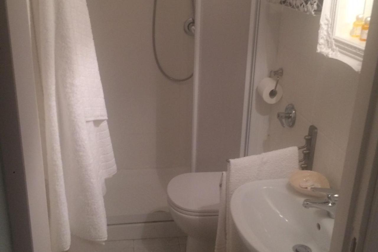 Le Stanze Del Cardinale Bed and Breakfast Παβία Εξωτερικό φωτογραφία