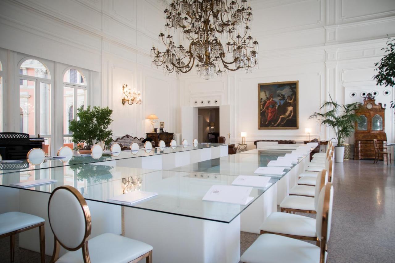 Le Stanze Del Cardinale Bed and Breakfast Παβία Εξωτερικό φωτογραφία